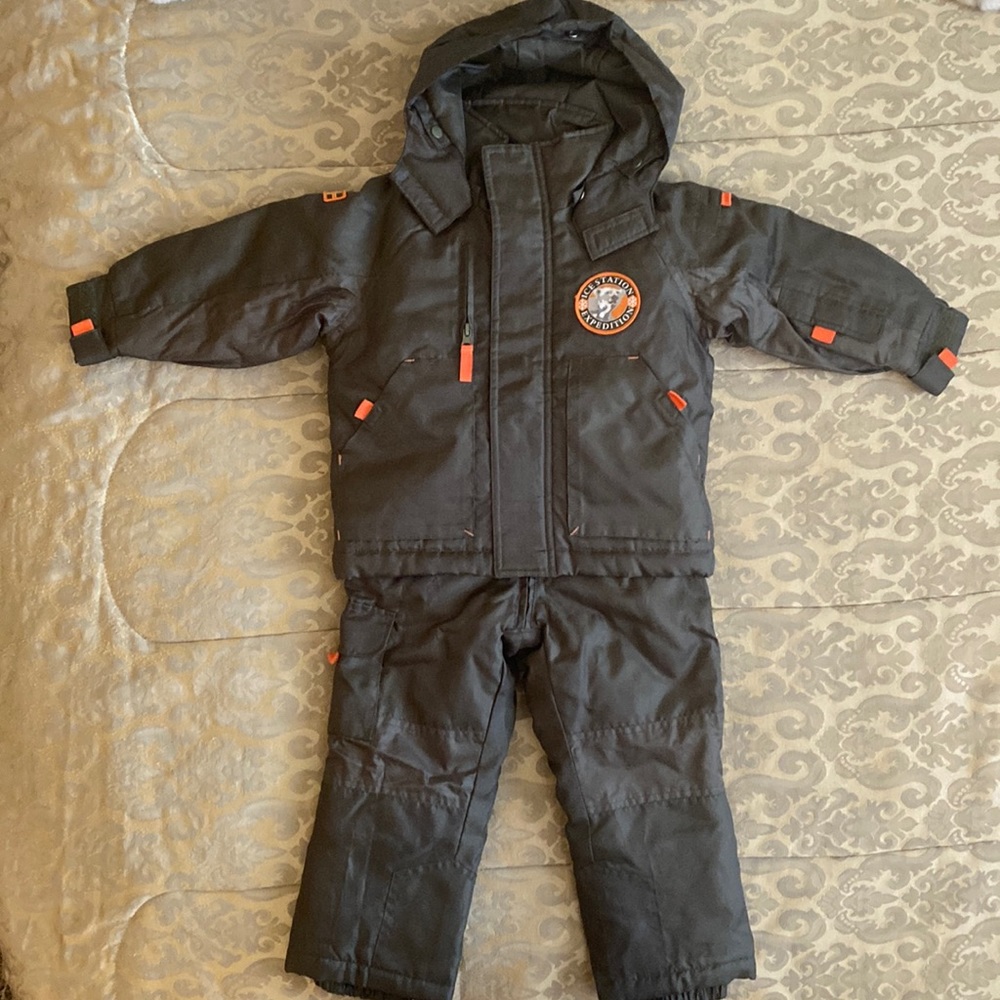 Outwear Snowsuit Jonathan Stone Boys Overalls Jacket Hood Warm Puffer Size 2T